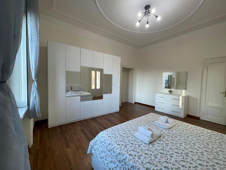 Bg Central President Suite Con Parcheggio - Vista Citta Alta Bergamo Eksteriør bilde