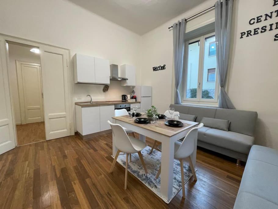 Bg Central President Suite Con Parcheggio - Vista Citta Alta Bergamo Eksteriør bilde