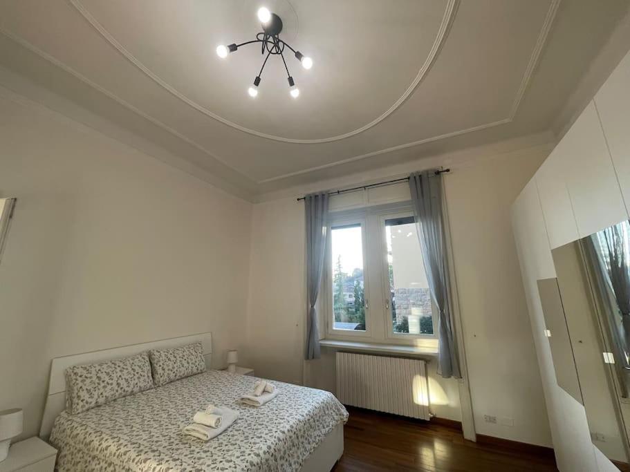Bg Central President Suite Con Parcheggio - Vista Citta Alta Bergamo Eksteriør bilde