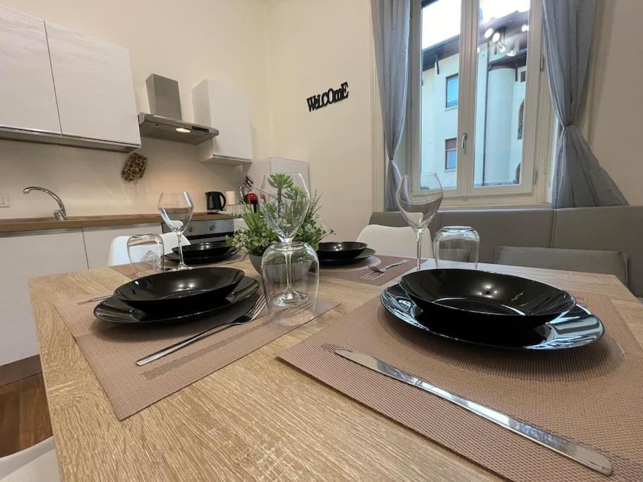 Bg Central President Suite Con Parcheggio - Vista Citta Alta Bergamo Eksteriør bilde