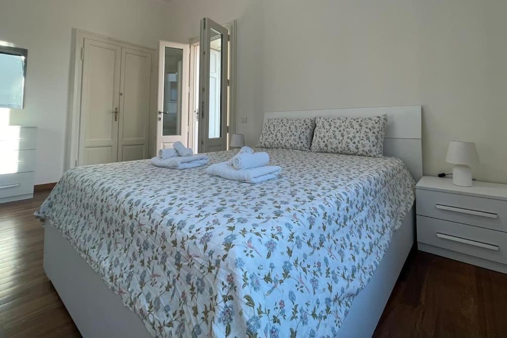 Bg Central President Suite Con Parcheggio - Vista Citta Alta Bergamo Eksteriør bilde